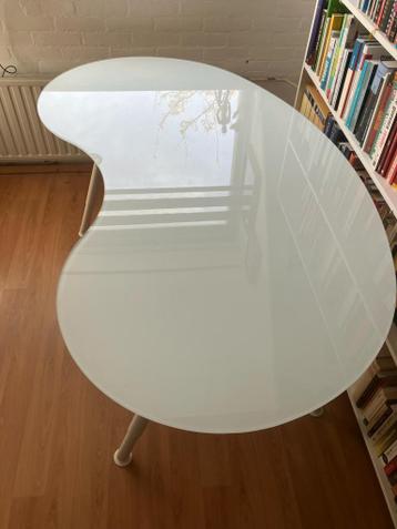 Bureau, Ikea Galant met melkglazen bovenblad - afbeelding 3