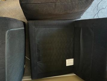 Zwarte ribstof loveseat / bankje - IKEA KIVIK - afbeelding 5 Zwarte ribstof loveseat / bankje - IKEA KIVIK - afbeelding 5