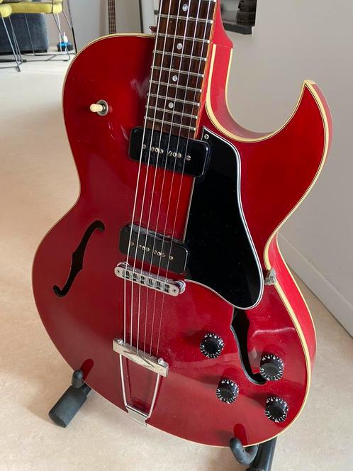 Gibson USA ES-135 Cherry 1992, Muziek en Instrumenten, Snaarinstrumenten | Gitaren | Elektrisch, Gebruikt, Semi-solid body, Gibson