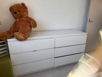 Mutiple waredrobes and beds are available in Rotterdam - afbeelding 5 Mutiple waredrobes and beds are available in Rotterdam - afbeelding 5