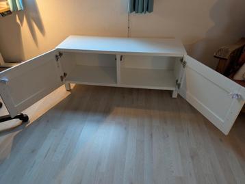 Wit Ikea Bestå TV-meubel met Hanviken deuren - afbeelding 2 Wit Ikea Bestå TV-meubel met Hanviken deuren - afbeelding 2