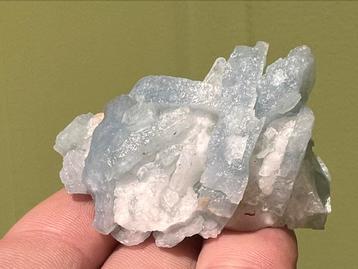 Blauwe Bariet cluster mineralen 