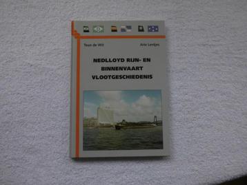 Nedlloyd Rijn en Binnenvaart vlootgeschiedenis. Teun de Wit,