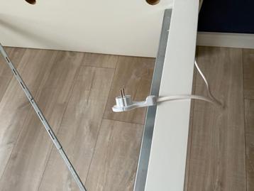 IKEA Malm Bed 180x200 met Hoofdbord - afbeelding 4 IKEA Malm Bed 180x200 met Hoofdbord - afbeelding 4