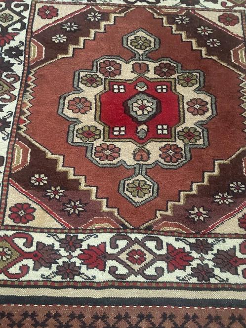 Authentiek vintage Perzisch tapijt, wol op wol handgeknoopt, Huis en Inrichting, Stoffering | Tapijten en Kleden, Zo goed als nieuw