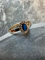 14k gouden prachtige ring met zafir steen en zirkonia