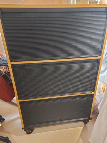 Ikea Effectiv roldeurkast - afbeelding 1 Ikea Effectiv roldeurkast - afbeelding 1