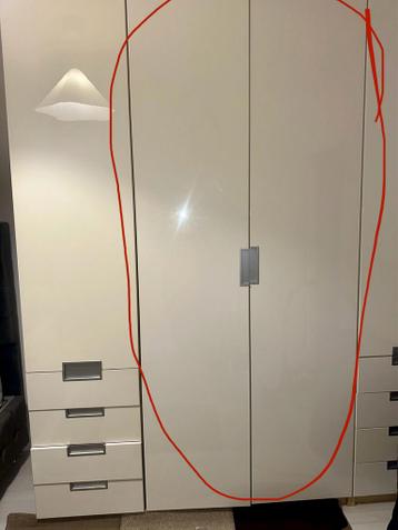 Twee Ikea Pax deuren hoogglans wit 50x229 cm - afbeelding 2 Twee Ikea Pax deuren hoogglans wit 50x229 cm - afbeelding 2