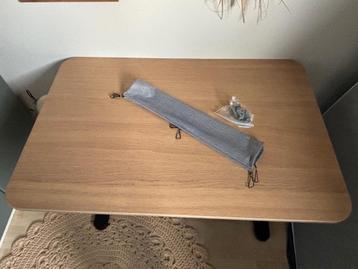 Bekant bureau (1.20 x 80) met Hattefjäll bureaustoel (Ikea) - afbeelding 1 Bekant bureau (1.20 x 80) met Hattefjäll bureaustoel (Ikea) - afbeelding 1