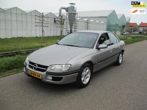 Opel Omega 2.5i V6 CD Comfort, Auto's, Oldtimers, Bedrijf, Te koop, ABS, Airbags, Airconditioning, Centrale vergrendeling, Elektrische ramen