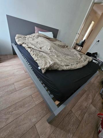IKEA Malm bed 160x200 + matras - afbeelding 2 IKEA Malm bed 160x200 + matras - afbeelding 2