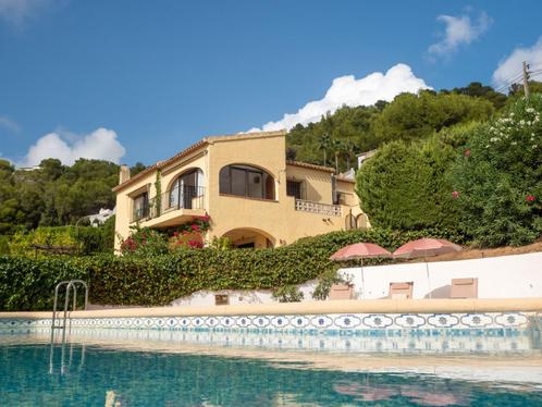 Javea te huur: vrijstaande villa met 2 losse appartementen, Vakantie, Vakantiehuizen | Spanje, Costa Blanca, Landhuis of Villa