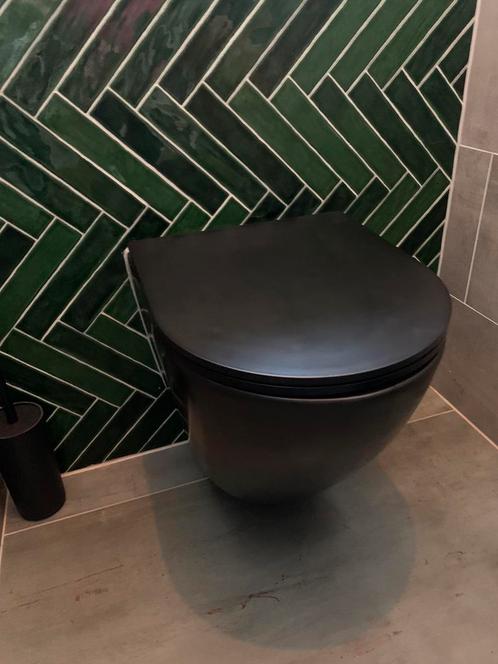 2 nieuwe toilet potten mat zwart, Doe-het-zelf en Verbouw, Sanitair, Nieuw, Toilet, Ophalen of Verzenden