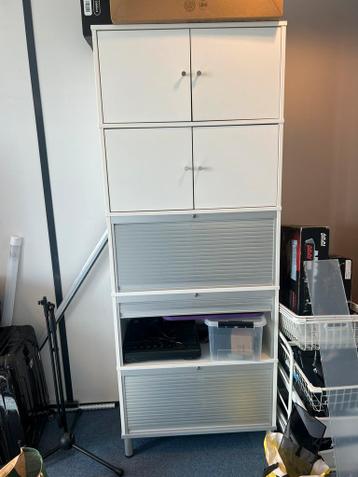 IKEA EFFECTIV kast met roldeuren voor kantoor - afbeelding 4 IKEA EFFECTIV kast met roldeuren voor kantoor - afbeelding 4