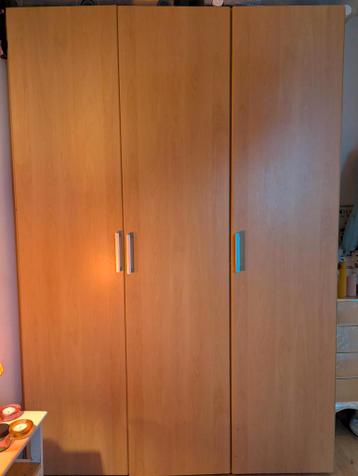 Gratis klerenkast - alleen vanmiddag