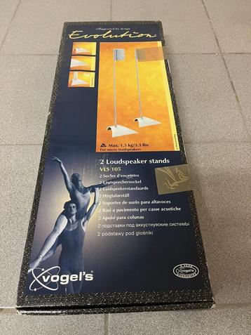 4 Vogel's Evolutions design speaker standaards