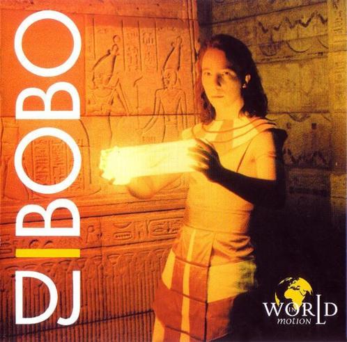 cd van DJ BoBo ‎– World In Motion [Hologram hoes], Cd's en Dvd's, Cd's | Pop, Zo goed als nieuw, Verzenden