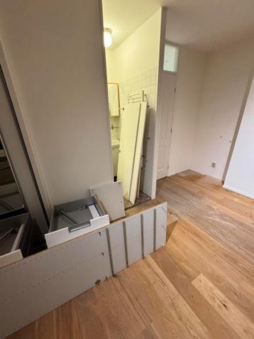 4x IKEA PAX kasten met hgl deuren in een koop GEDEMONTEERD - afbeelding 13 4x IKEA PAX kasten met hgl deuren in een koop GEDEMONTEERD - afbeelding 13