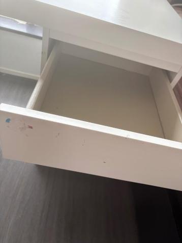 Ikea bureau Malm wit 140x65cm - afbeelding 6 Ikea bureau Malm wit 140x65cm - afbeelding 6