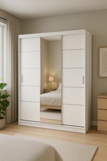 Nieuwe Kledingkast met Schuifdeuren - afbeelding 1 Nieuwe Kledingkast met Schuifdeuren - afbeelding 1