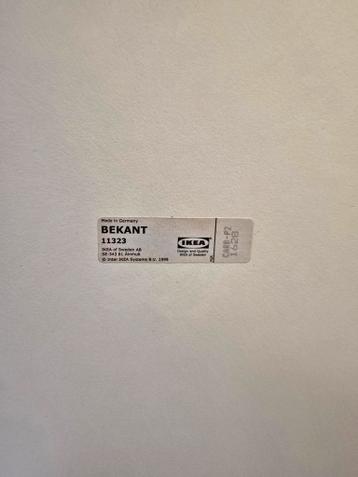 Ikea Bekant (vergader)tafel / bureau - afbeelding 5 Ikea Bekant (vergader)tafel / bureau - afbeelding 5