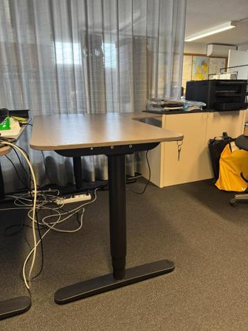 Hoekbureau elektrisch - IKEA Bekant - 2 beschikbaar - afbeelding 4 Hoekbureau elektrisch - IKEA Bekant - 2 beschikbaar - afbeelding 4