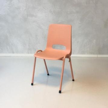 Retro zaalstoelen 10x nieuw roze ton sur ton stoel prijs p/s