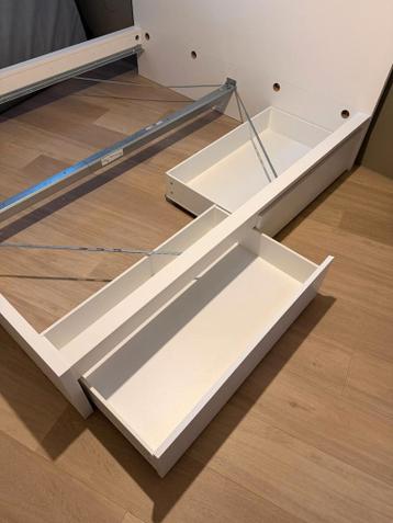 Ikea Malm wit bed 180x200 + opbergbakken - afbeelding 4 Ikea Malm wit bed 180x200 + opbergbakken - afbeelding 4