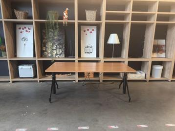 Werndl Electrische bureau 180x90xH65-110 cm, 10 stuks - afbeelding 12 Werndl Electrische bureau 180x90xH65-110 cm, 10 stuks - afbeelding 12