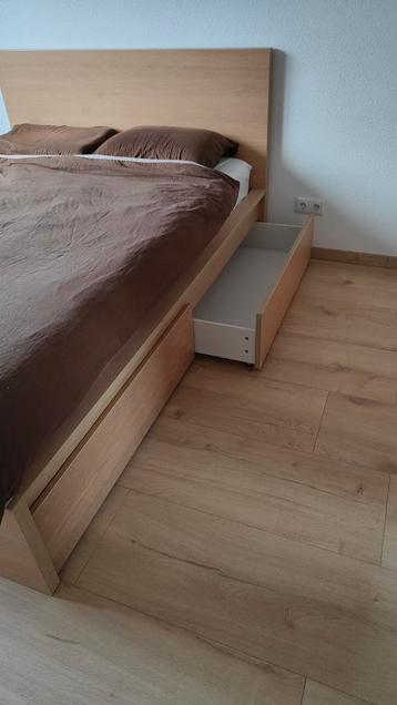 Ikea MALM bedlades eiken - afbeelding 4 Ikea MALM bedlades eiken - afbeelding 4