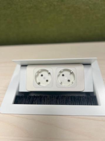 Drentea duo-bureau slinger stopcontact, verdeler, kabelgoot - afbeelding 16 Drentea duo-bureau slinger stopcontact, verdeler, kabelgoot - afbeelding 16