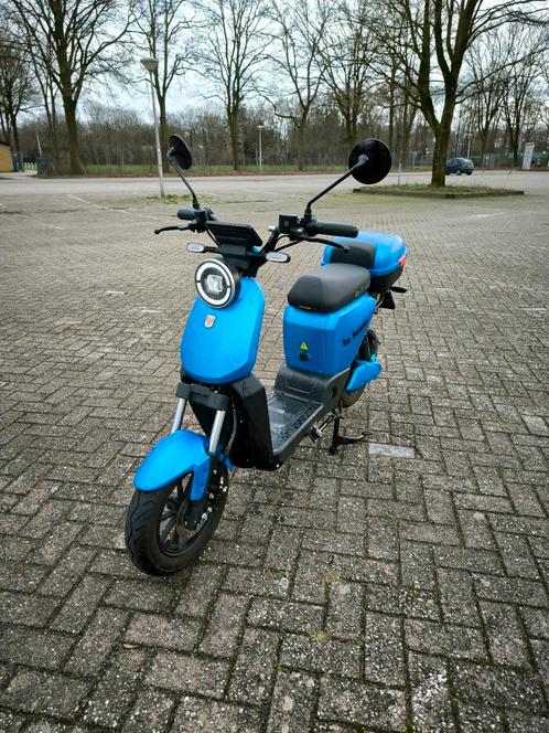 E-Scooter la souris, Fietsen en Brommers, Snorfietsen en Snorscooters, Zo goed als nieuw, Overige merken, Elektrisch, Ophalen