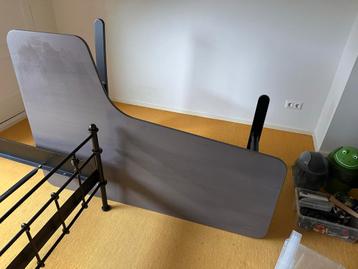 Ikea bekant bureau grijs, rechts hoek - afbeelding 2 Ikea bekant bureau grijs, rechts hoek - afbeelding 2