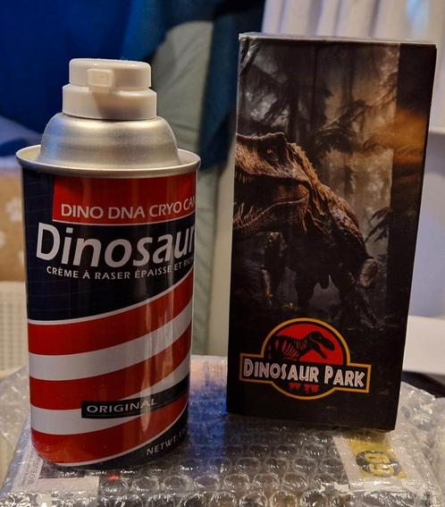 Jurassic park cryogene can prop barbasol, Verzamelen, Film en Tv, Nieuw, Beeldje, Replica of Model, Ophalen of Verzenden