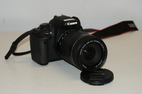 320398 Canon 700D + Canon Lens EFS 18-135mm ***Z.G.A.N.***, Audio, Tv en Foto, Fotocamera's Digitaal, Zo goed als nieuw, Spiegelreflex