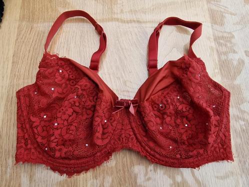 ZGAN Hunkemöller 80F beugelbh met studs bloedrood, Kleding | Dames, Ondergoed en Lingerie, BH, Zwart, Ophalen of Verzenden