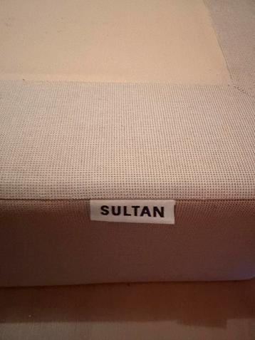 IKEA Sultan Bedframe + malfors mattress - afbeelding 1 IKEA Sultan Bedframe + malfors mattress - afbeelding 1