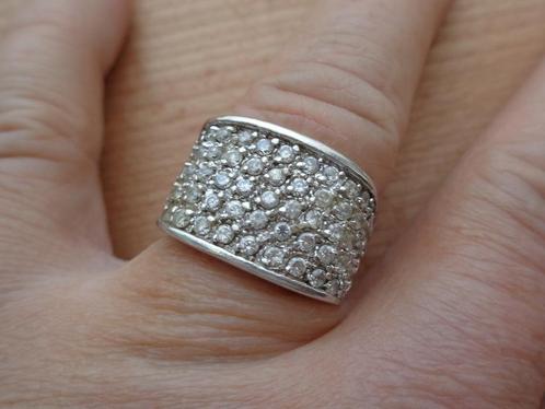 zilveren royale ring vol met heldere witte steentjes [684], Sieraden, Tassen en Uiterlijk, Ringen, Zo goed als nieuw, Dame, 17 tot 18