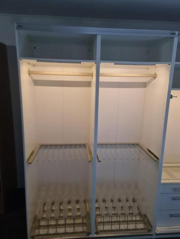 Kledingkast ikea pax 3.00m (4x75cm). Leveren en monteren mgl - afbeelding 17 Kledingkast ikea pax 3.00m (4x75cm). Leveren en monteren mgl - afbeelding 17