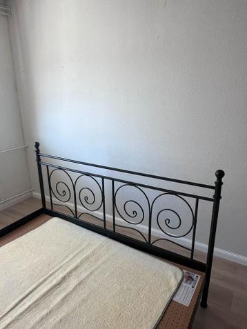 Bedframe bed 160 x 200 GRATIS AF TE HALEN - afbeelding 3 Bedframe bed 160 x 200 GRATIS AF TE HALEN - afbeelding 3