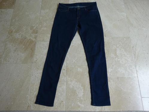 ZARA stretch heup jeansbroek - maat 40, Kleding | Dames, Spijkerbroeken en Jeans, Zo goed als nieuw, W30 - W32 (confectie 38/40)