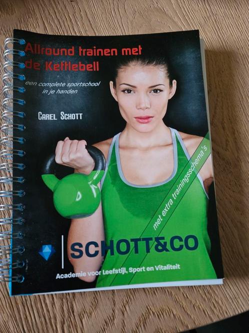 Allround trainen met de Kettlebell van Carel Schott, Sport en Fitness, Overige Sport en Fitness, Zo goed als nieuw, Ophalen of Verzenden