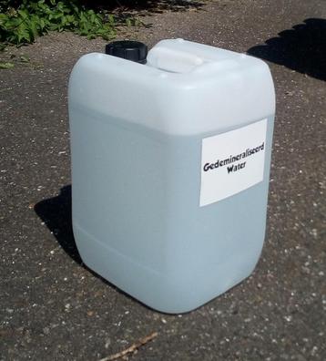 accu water demi water 20 liter