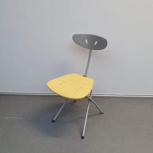 Opklapbare stoel Chiara Monte & Marin design - geel hout, Huis en Inrichting, Stoelen, Gebruikt, Hout, Ophalen