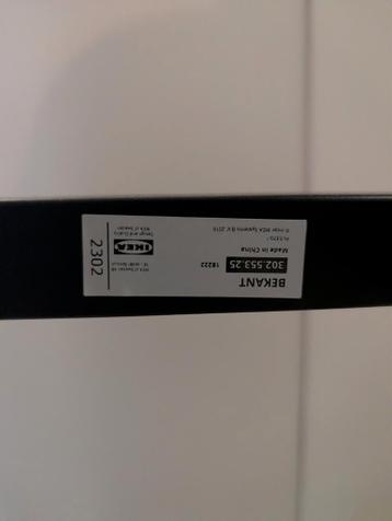 IKEA Bekant Bureau Onderstel Verstelbaar 126cm x 46cm - afbeelding 3 IKEA Bekant Bureau Onderstel Verstelbaar 126cm x 46cm - afbeelding 3