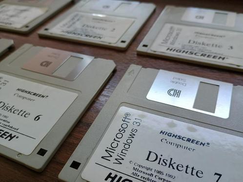 Microsoft windows 3.1 diskette bundel, Computers en Software, Besturingssoftware, Gebruikt, Windows, Ophalen of Verzenden
