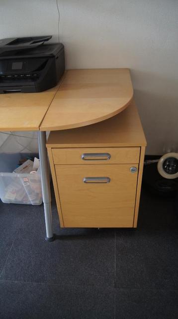 IKEA GALANT HOEKBURAU MET VERHOGER - afbeelding 4 IKEA GALANT HOEKBURAU MET VERHOGER - afbeelding 4