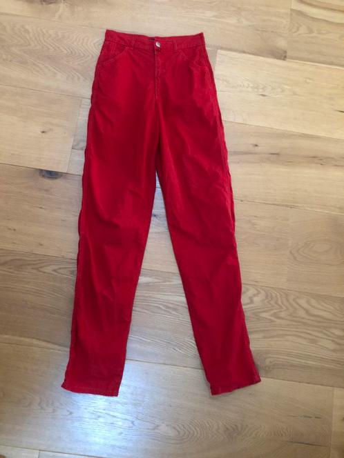 Rode lange broek, In wear, hoge taille, maat 38, Kleding | Dames, Broeken en Pantalons, Gedragen, Maat 38/40 (M), Rood, Lang, Ophalen of Verzenden