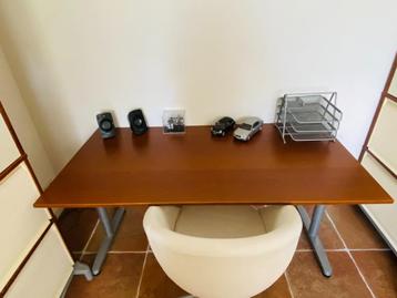 Bureau en / of hoekbureau Ikea Effektiv zgan - afbeelding 4 Bureau en / of hoekbureau Ikea Effektiv zgan - afbeelding 4