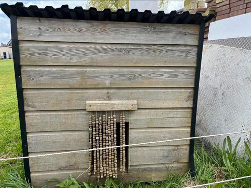 Degelijk kippenhok met legnest, Dieren en Toebehoren, Pluimvee | Toebehoren, Gebruikt, Kippenhok of Kippenren, Ophalen